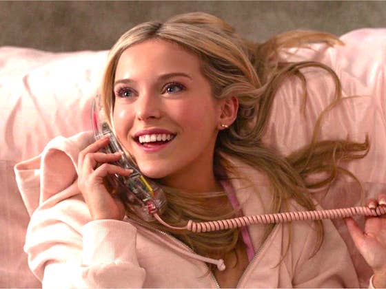 Pink Power bei Amazon: Prime Video zeigt neues Serien-Highlight