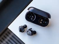 androidpit-besdio-true-wireless-earphones-2.jpg
