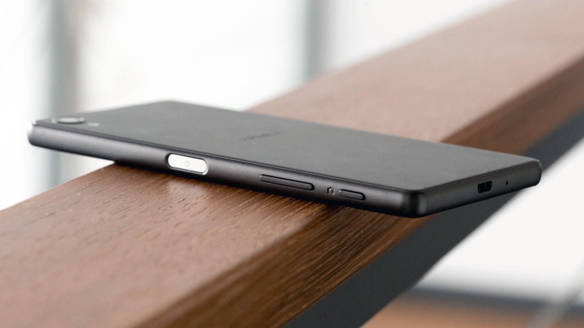 androidpit sony xperia x power button