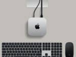 Apple Mac Mini von oben, verbunden mit Tastatur und Monitor