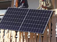 Balkonkraftwerk-Installation