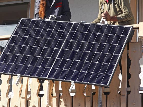 Private PV-Anlagen: Stromanbieter wollen auf Solarstrom-Einspeisung zugreifen!