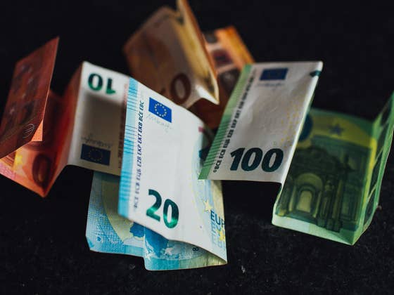 Bargeld am Abgrund: Jetzt ist klar, wer hinter der Abschaffung steht