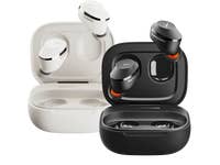 Beyerdynamic Amiron 300 in creme und schwarz Case offen mit In-Ear-Kopfhörern