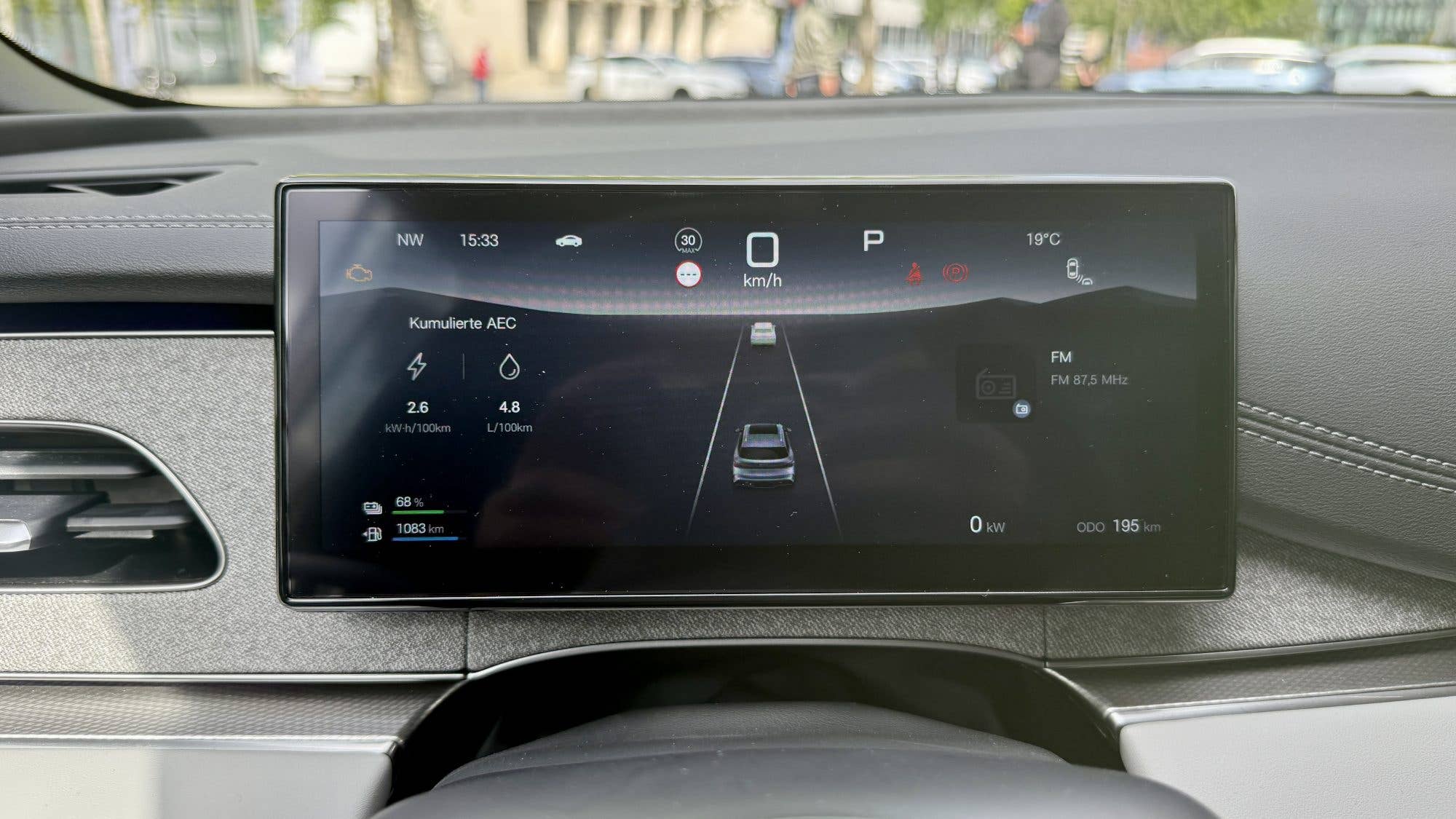 BYD Seal 6 DM-i Touring digitales Kombiinstrument.