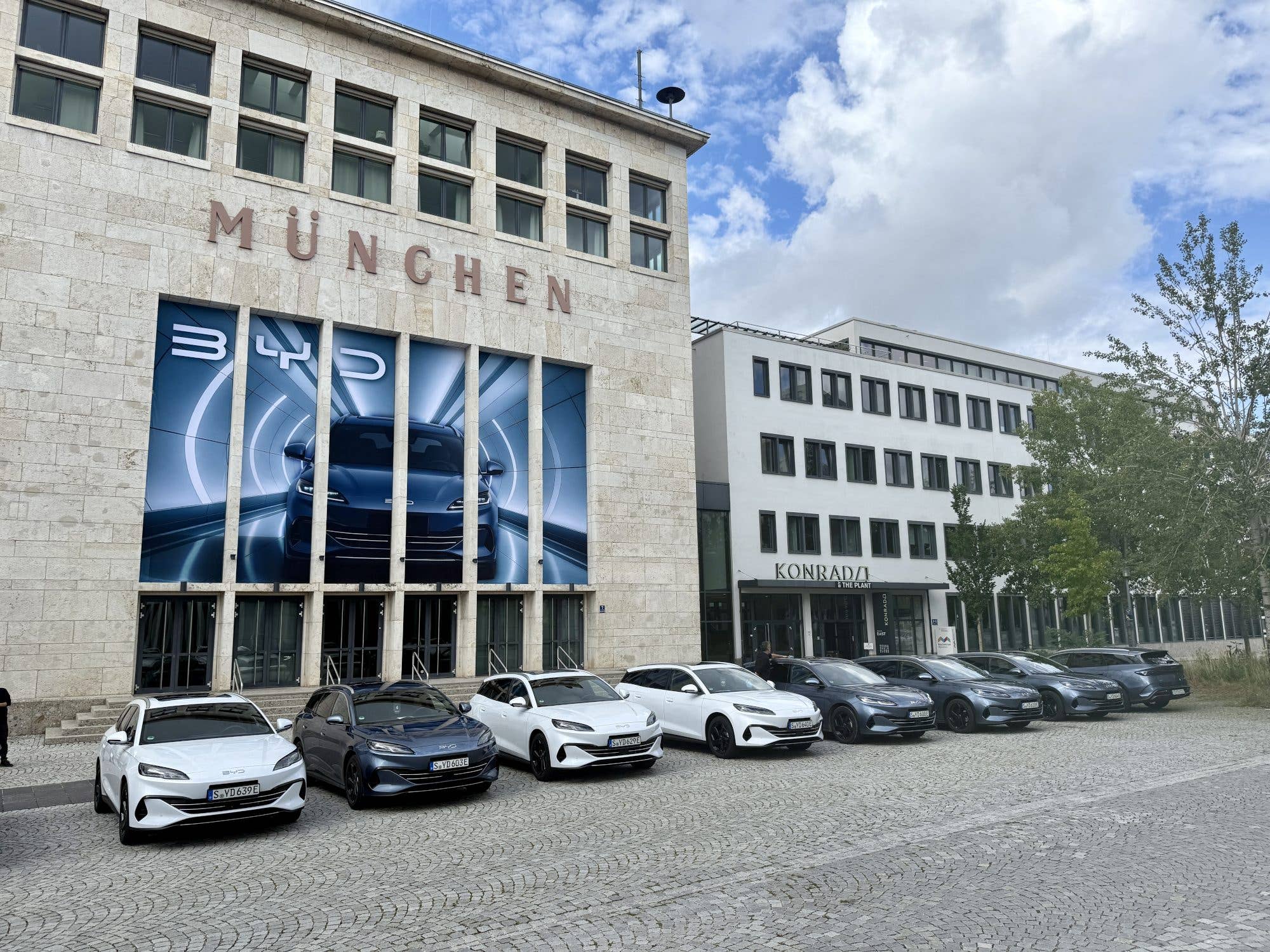 BYD Seal 6 DM-i Touring - Premiere auf der IAA 2025 in München.