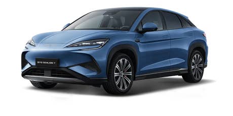 byd-sealion-7-seitlich-vorn-blau