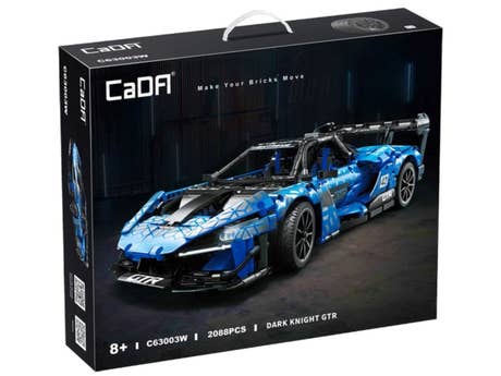 Klemmbaustein CaDA Dark Knight Supercar (C63003W) Foto: Klemmbaustein CaDA Dark Knight Supercar (C63003W)