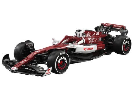 Alfa Romeo F1 Team ORLEN C42 1 zu 8 (C64005W) von CaDA