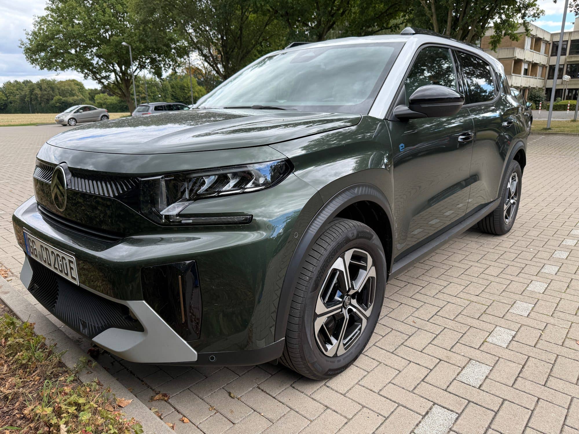 Citroën e-C3 Aircross in der Frontansicht. Citroën e-C3 Aircross in der Frontansicht.