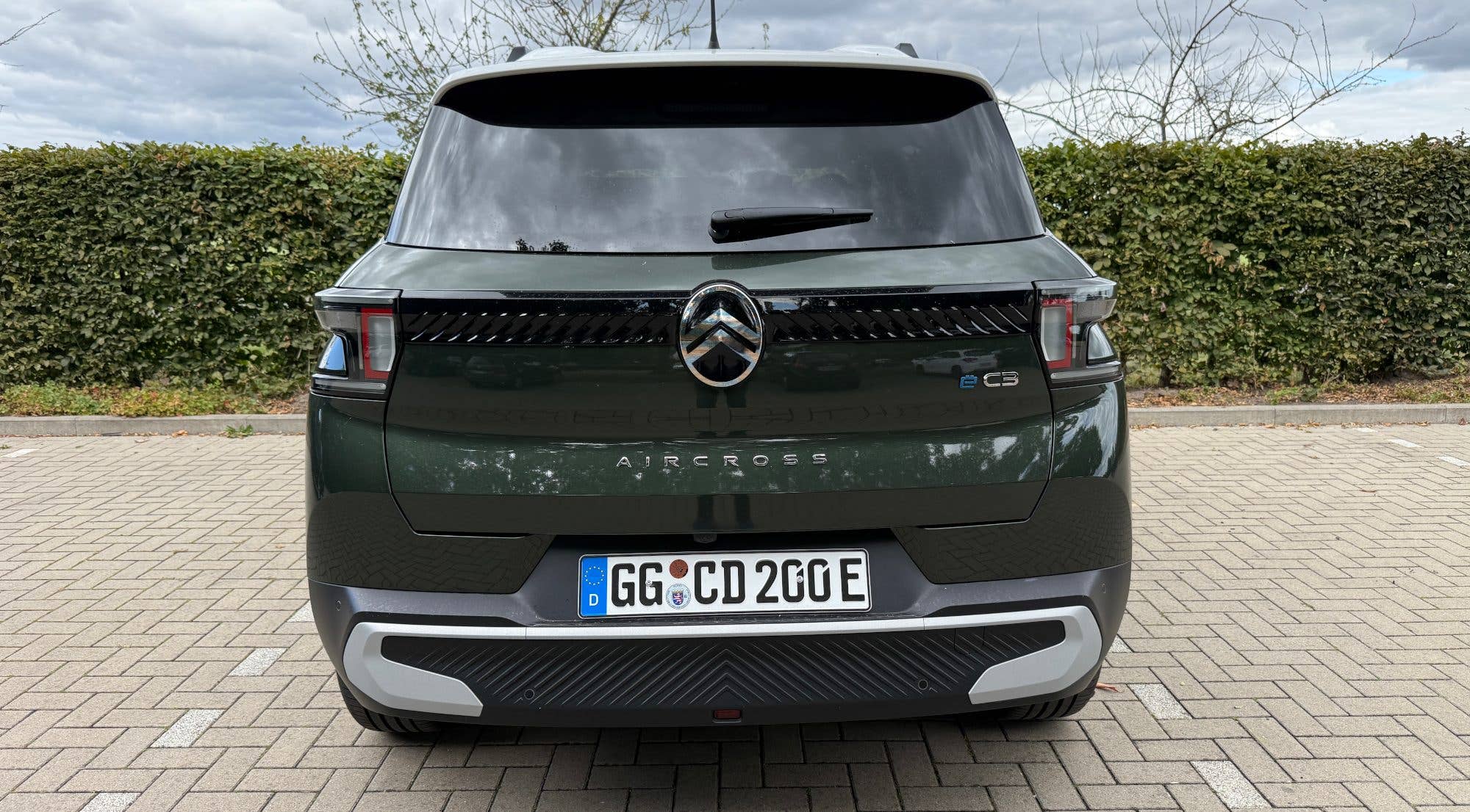 Citroën e-C3 Aircross: Auch am Heck bullig!