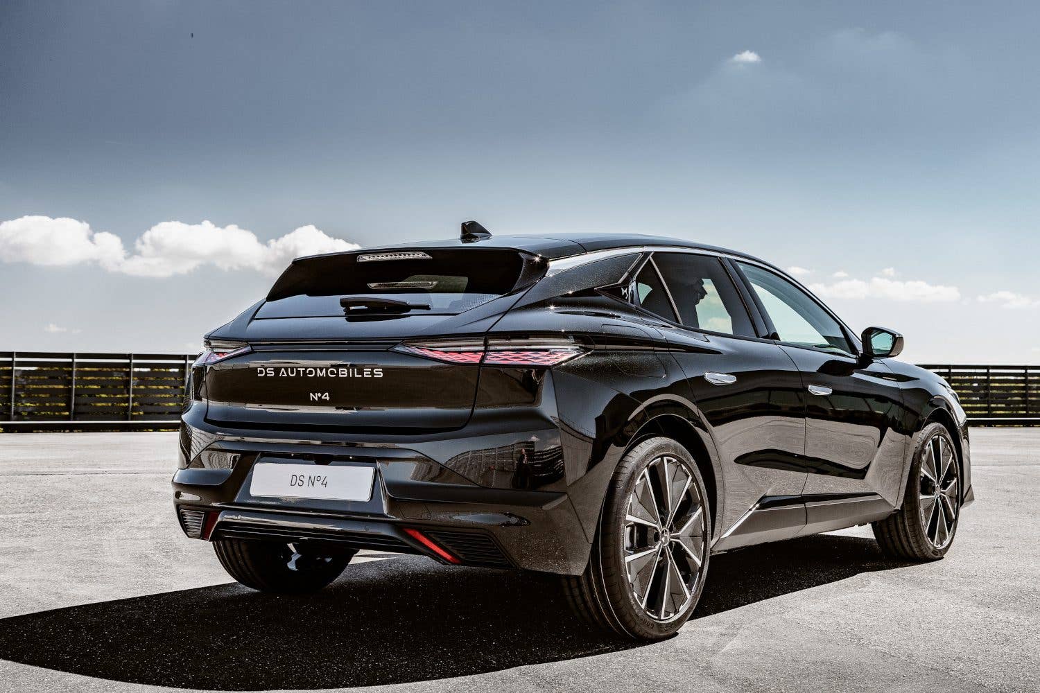 DS N°4 in der Heckansicht.