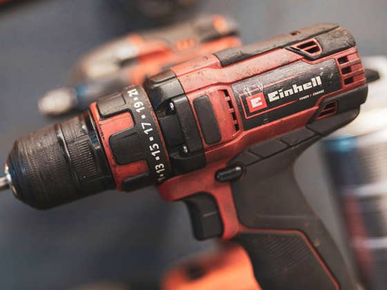 Fast zum halben Preis: Einhell Akku-Bohrschrauber (inkl. Akku) für 60 Euro