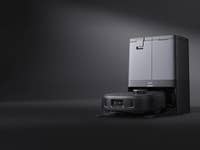 eufy X10 Pro Omni vor schwarzem Hintergrund