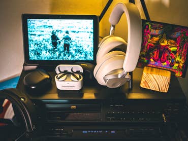 Kopfhörer: Gewöhnt sich das Gehör an schlechte Klang?