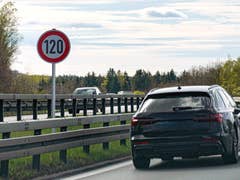 Verkehrsschild zum Tempolimit