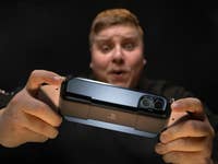 Antoine zockt auf dem iPhone 15 Pro