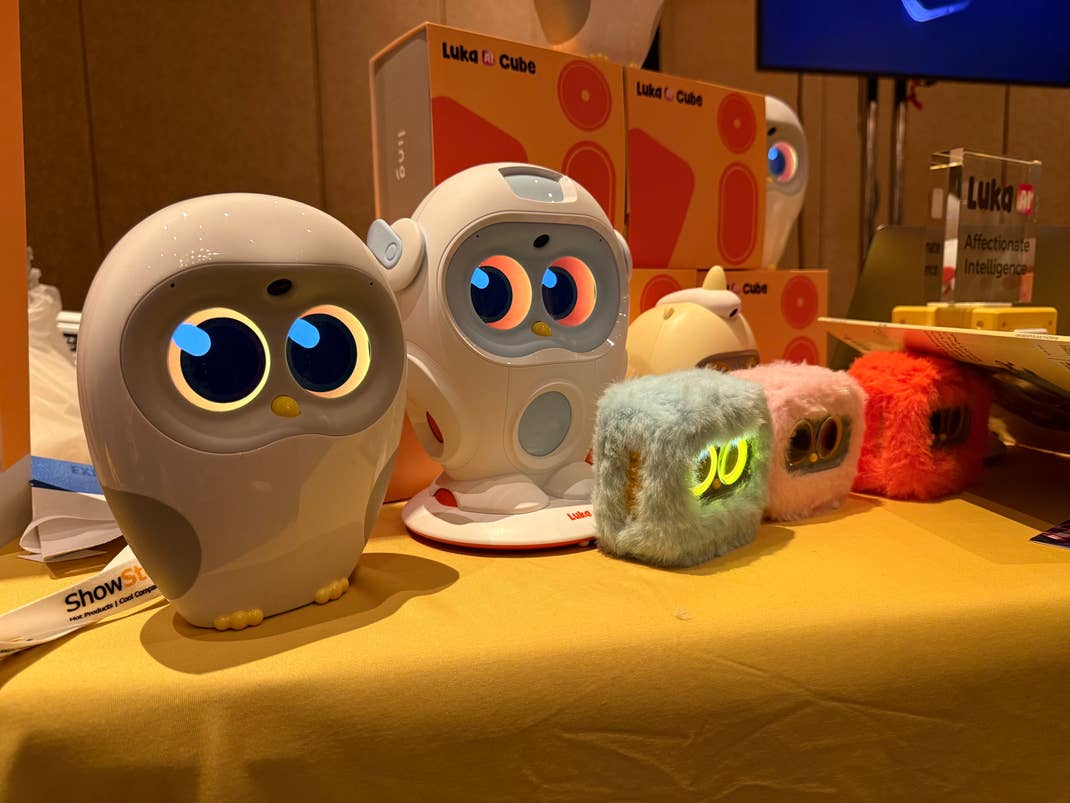 Could reading companions like these be a good compromise?