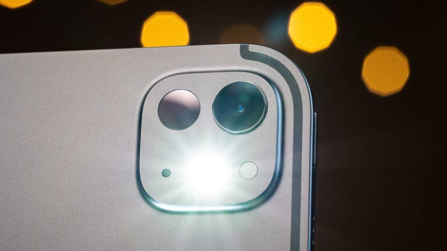 Apple iPad Pro mit Truetone Blitz