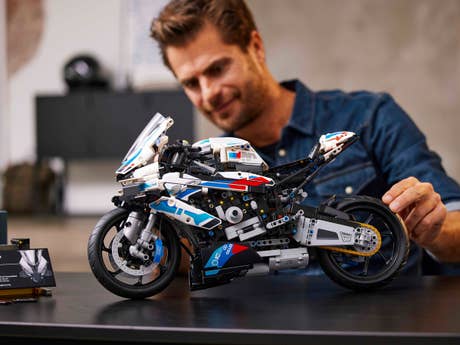 Foto: Klemmbaustein Lego BMW M 1000 RR (42130)