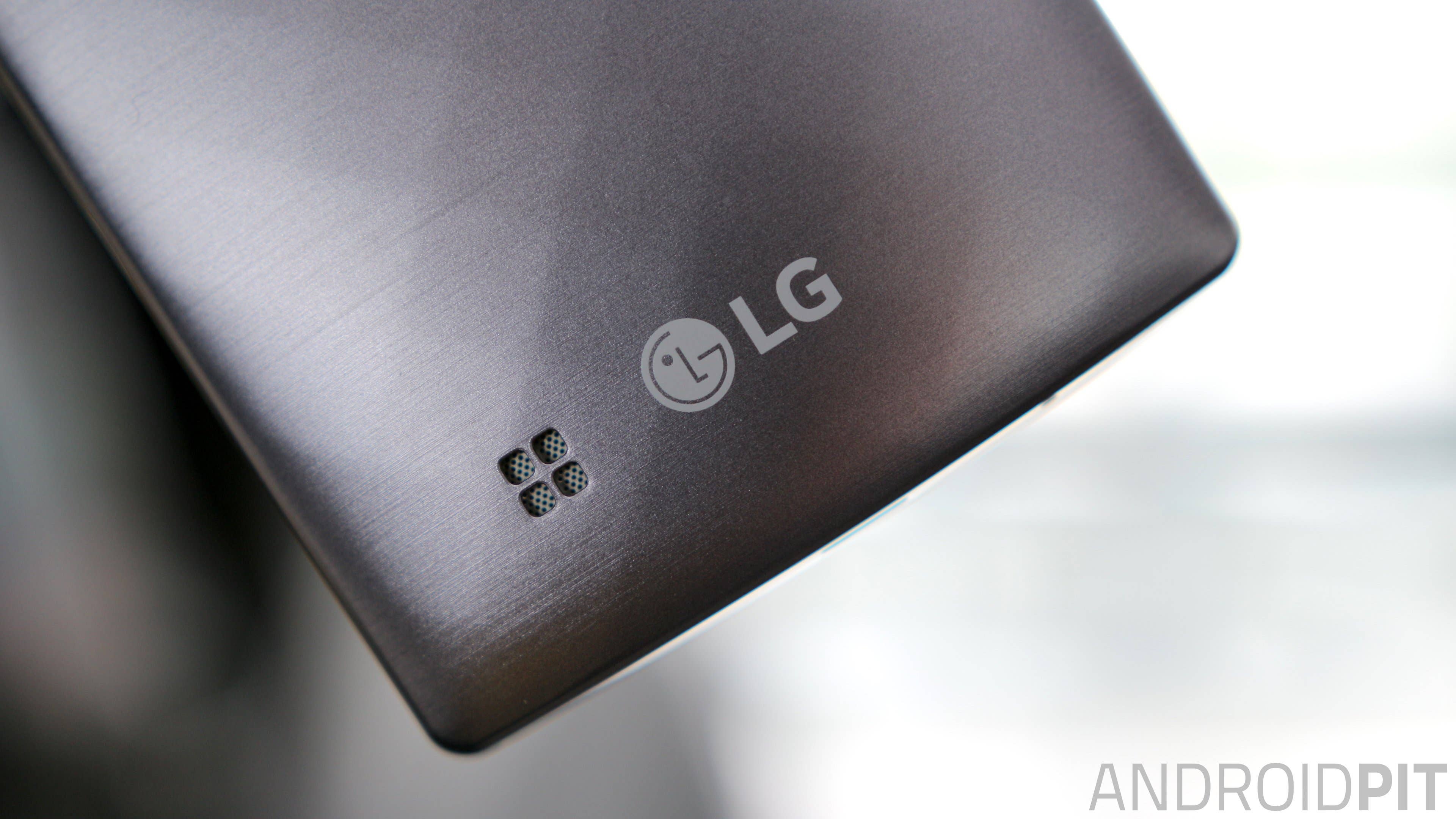 lg g4 compact back logo