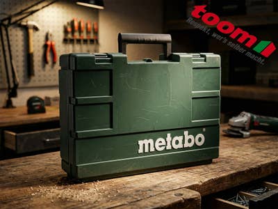 Metabo-Werkzeugkoffer in einer Werkstatt.