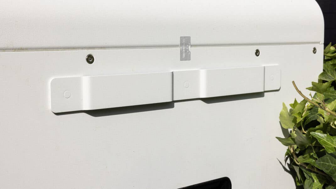 EET Solmate Wandmontage