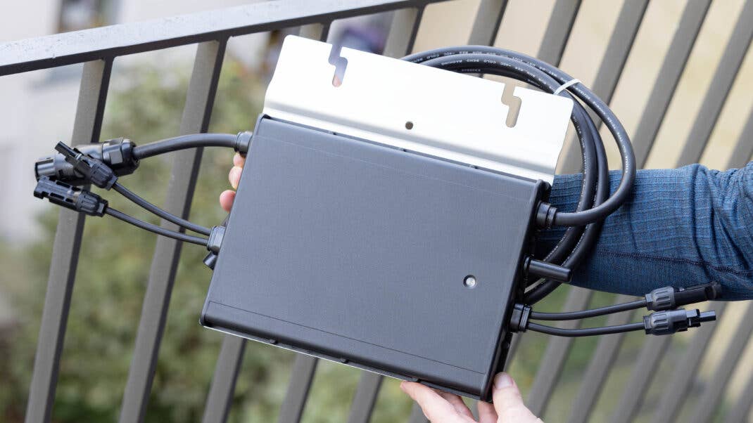 Hoymiles HM-600 Balkonkraftwerk-Wechselrichter