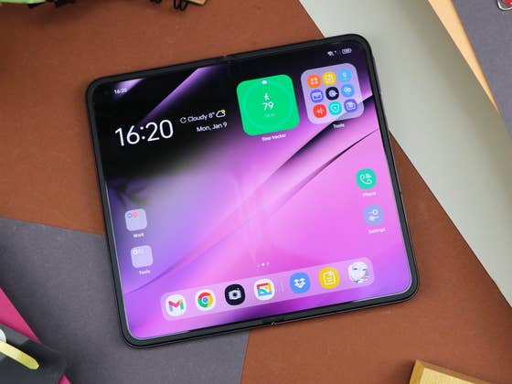 Das OnePlus Fold hat jetzt einen Release-Termin