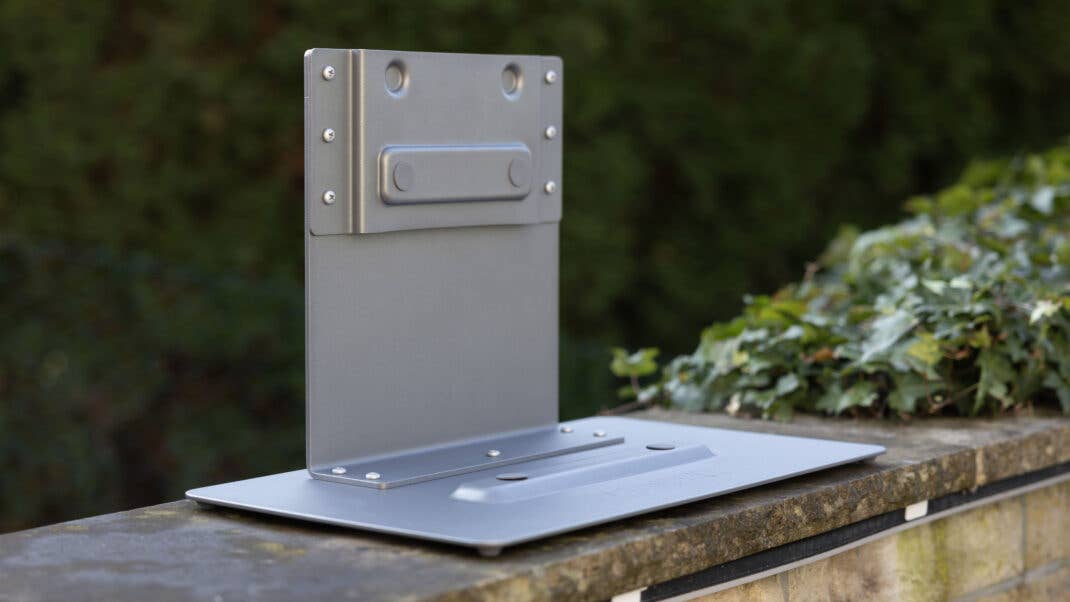 Zendure AIO 2400 Standfuß im Detail