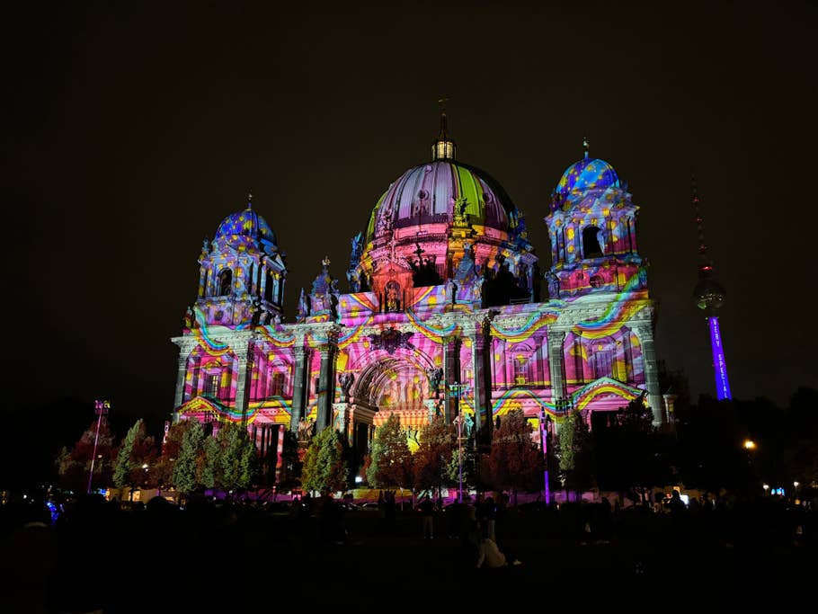 Apple iPhone 15 camera samples