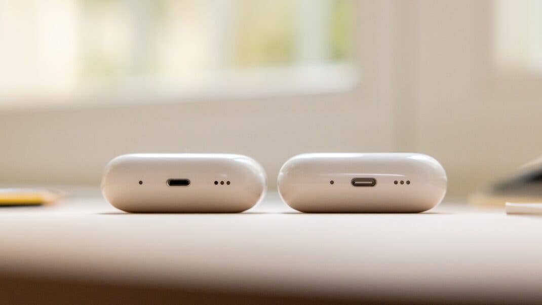 AirPods Pro 3 Ladecase neben AirPods Pro 2 Ladecase
