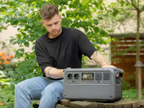 DJI Power 1000 im Test: Powerstation f&uuml;r Drohnen-Fans