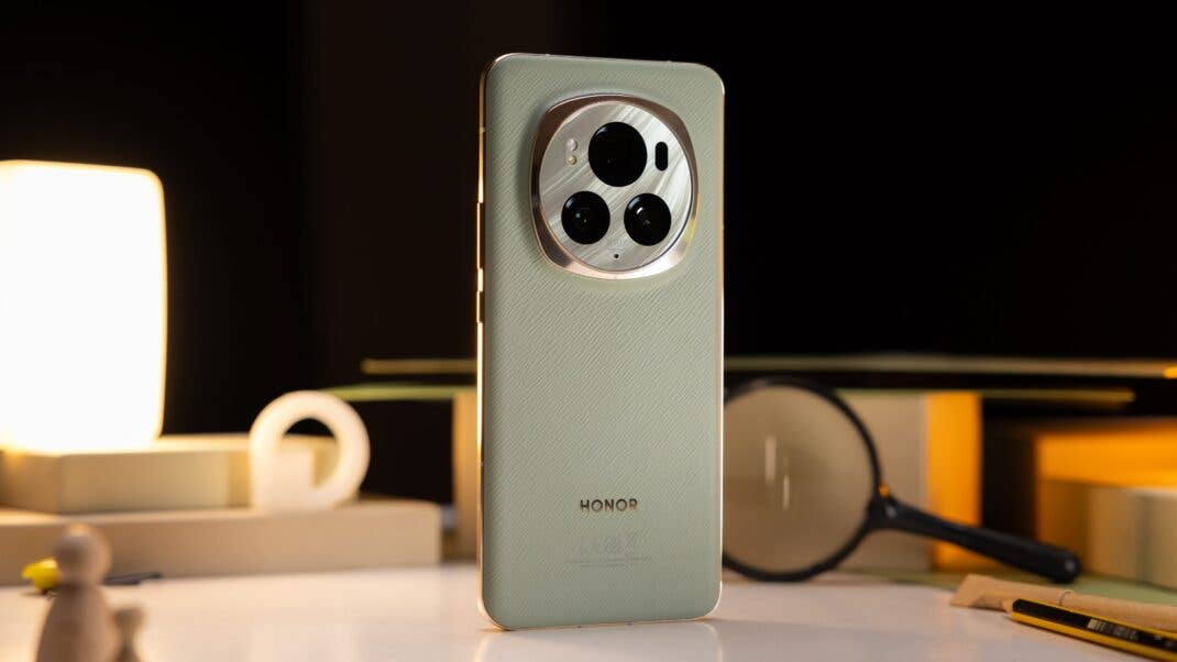 Die Rückseite des Honor Magic 6 Pro