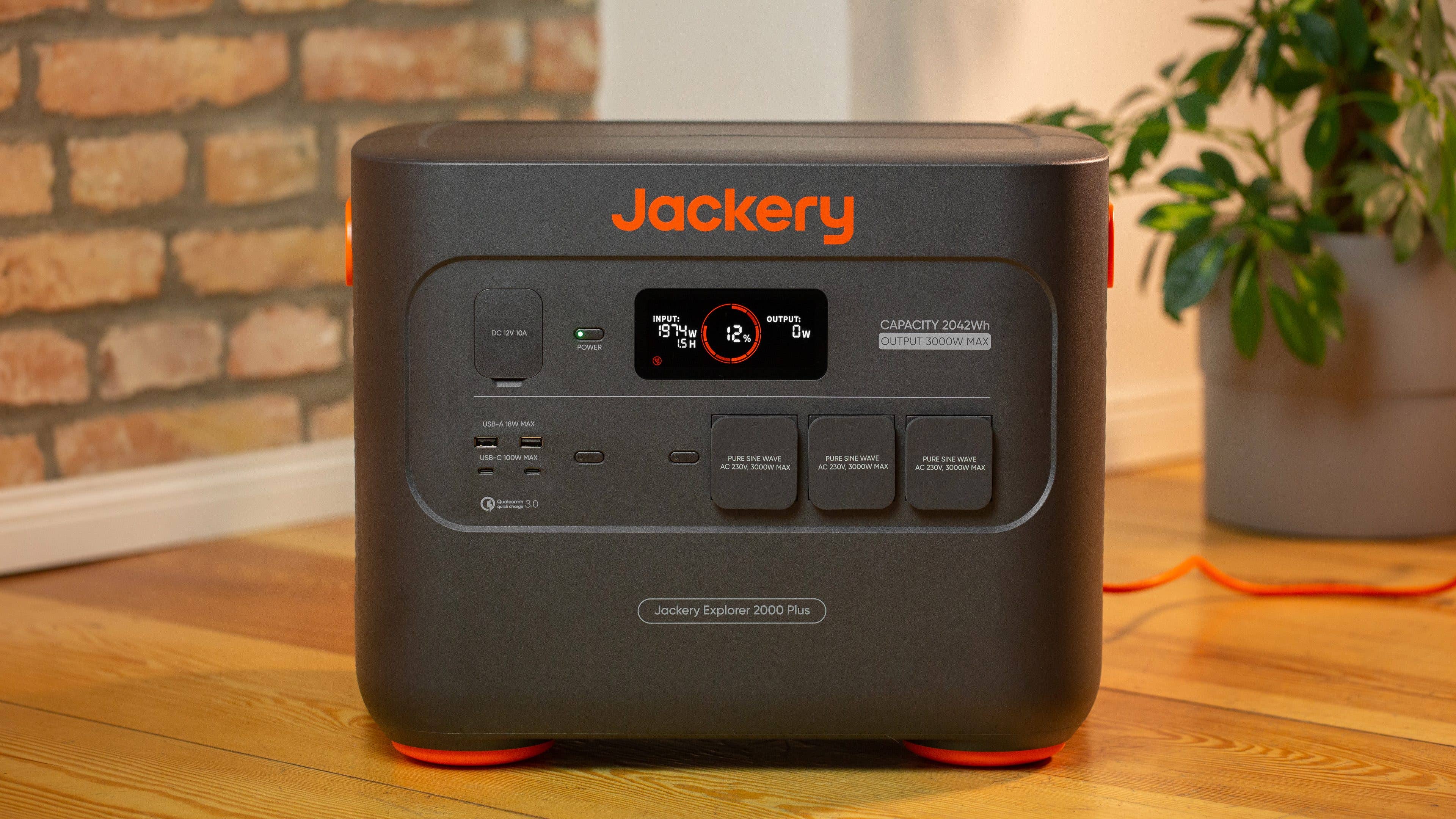 Jackery Explorer 2000 Plus Vorderseite