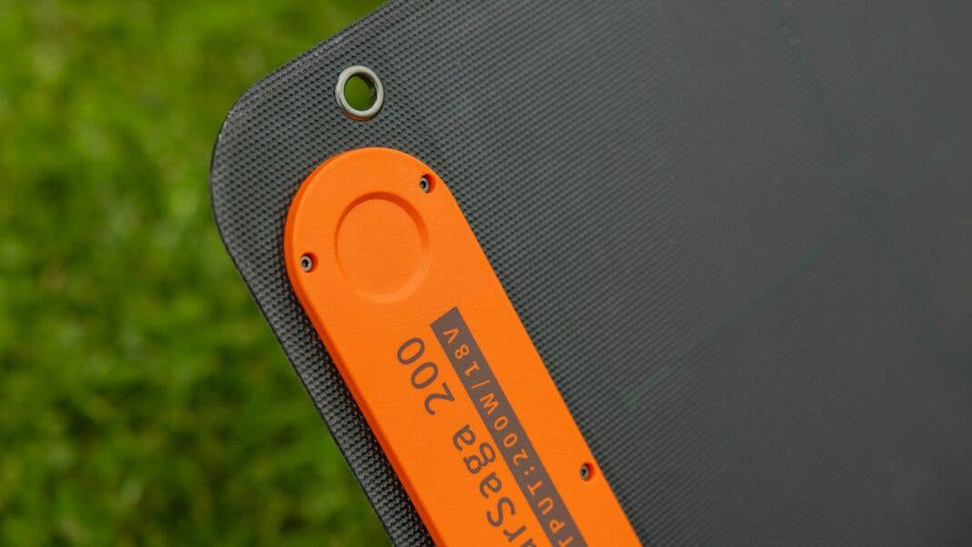 Jackery SolarSaga 200 Ösen