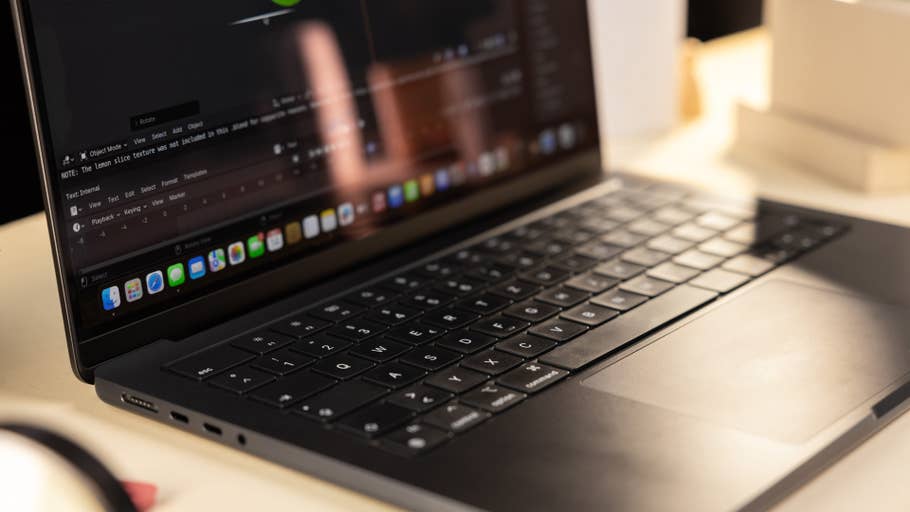 MacBook Pro 14 Zoll (2023): Tastatur und Touchpad