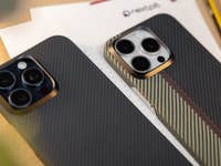 Pitaka iPhone 15 case