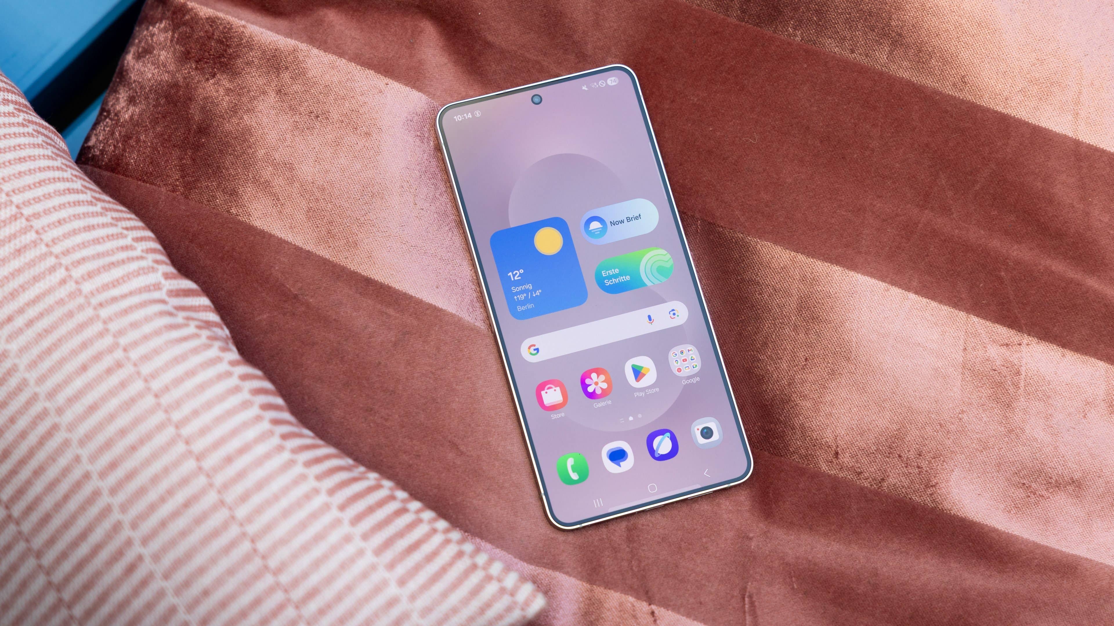 3K-Display mit dünnen Rändern