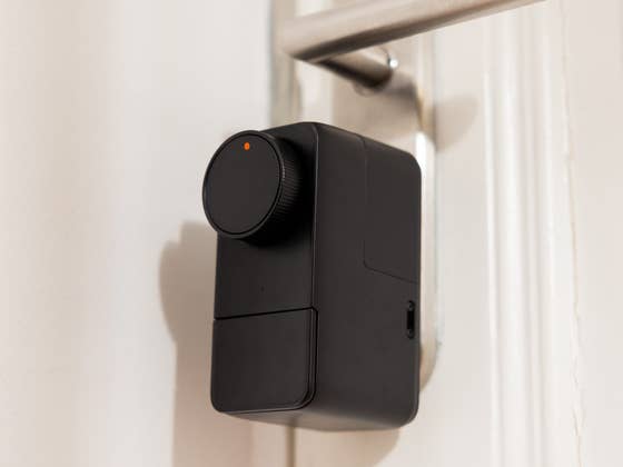 SwitchBot Smart Lock Pro im Test: Elektronisches Türschloss mit Fingerabdruckscanner