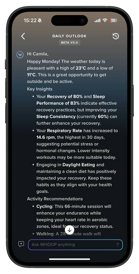 Tägliche Gesundheitsprognose auf einem Smartphone mit Wetter, Erholungsdaten und Aktivitätsempfehlungen.