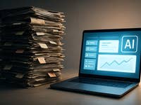 Ein Laptop zeigt KI-Daten neben einem hohen Stapel von Papierunterlagen.