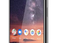 Das Nokia 3.2 in der schrägen Ansicht in schwarz.