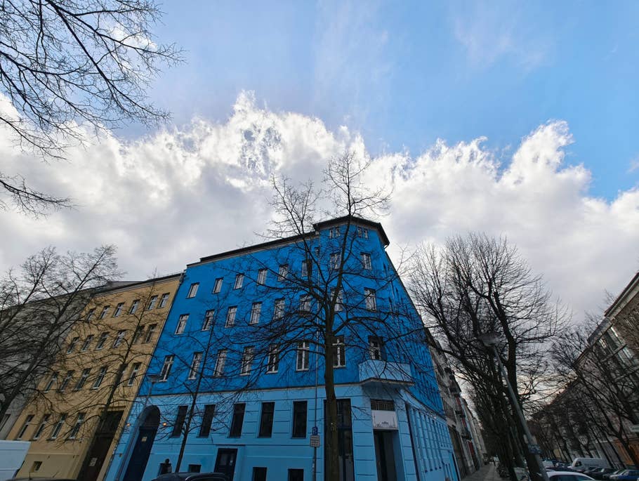 Mit dem Nothing Phone (2a) aufgenommenes Tageslichtfoto