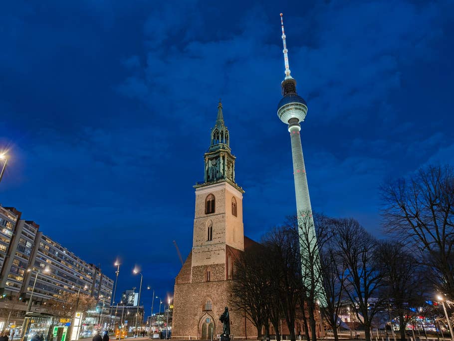 Mit dem Nothing Phone (2a) aufgenommenes Nachtfoto