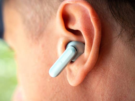 Das gab’s noch nie: OnePlus Buds 4 im Test