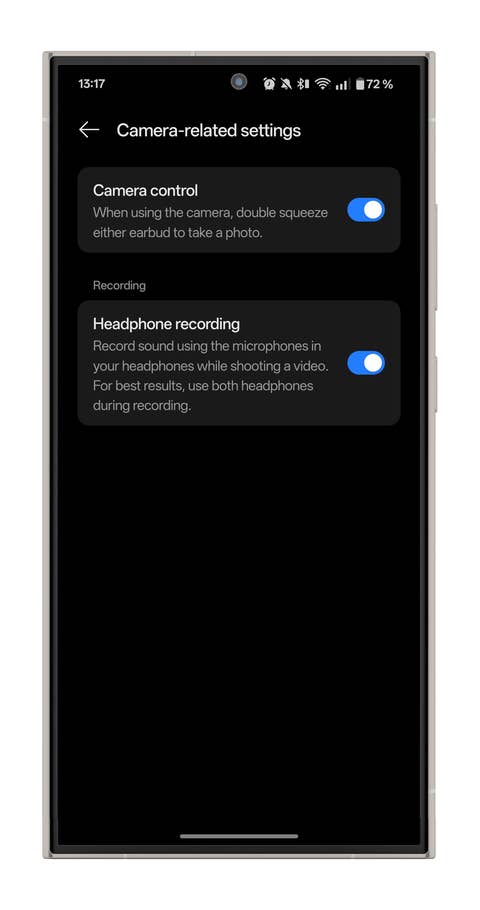 Einstellungsbildschirm für OnePlus Buds Pro 3, der Kamerasteuerung und Optionen zur Aufnahme mit Kopfhörern zeigt.
