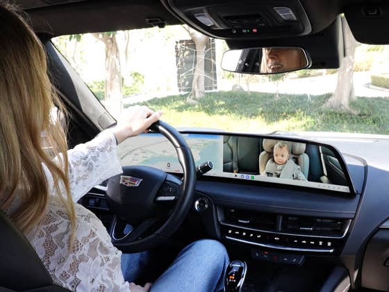 Darum sollten Eltern nicht mehr ohne dieses Gadget ins Auto steigen