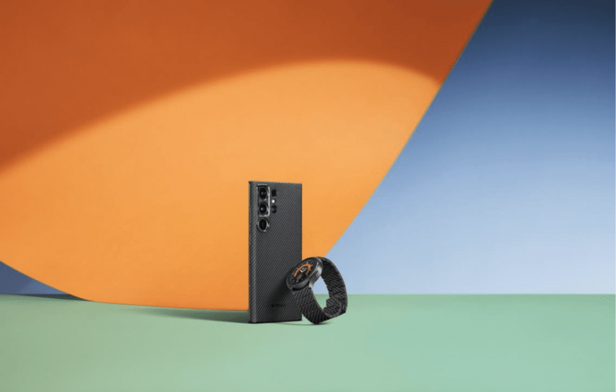 MagEZ Case 3 und Galaxy-Uhrenarmband-Bundle auf einem Bild