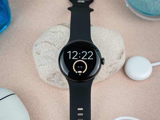 So könnt Ihr die Google Pixel Watch auch ohne Pixel-Smartphone nutzen!